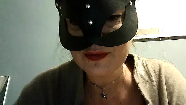 Snapshot of vanitafalcao chatting on 11, 11, 2025 vanitafalcao online show from 11, 11, 2025