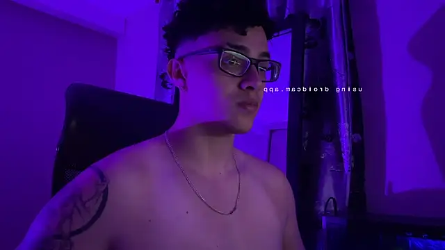 Snapshot of edwinsalvatorex chatting on 16, 12, 2025 edwinsalvatorex online show from 16, 12, 2025