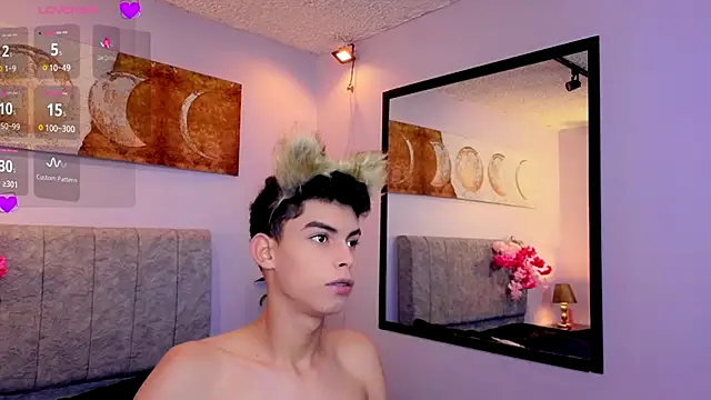 Snapshot of Room_69x chatting on 23, 9, 2025 Room 69x online show from 23, 9, 2025