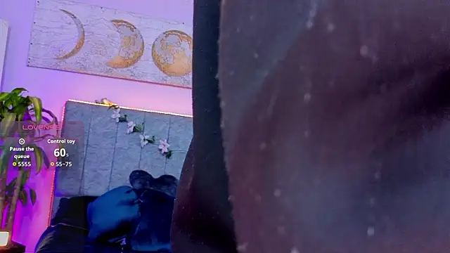 Snapshot of Room_69x chatting on 3, 2, 2026 Room 69x online show from 3, 2, 2026