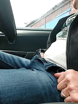 Snapshot of lynxman chatting on 2, 10, 2025 lynxman online show from 2, 10, 2025