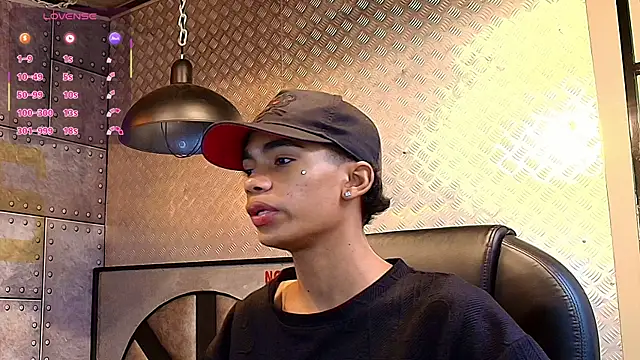 Snapshot of AlanCutee chatting on 16, 9, 2025 AlanCutee online show from 16, 9, 2025