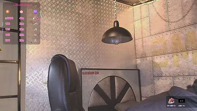 Snapshot of AlanCutee chatting on 27, 9, 2025 AlanCutee online show from 27, 9, 2025