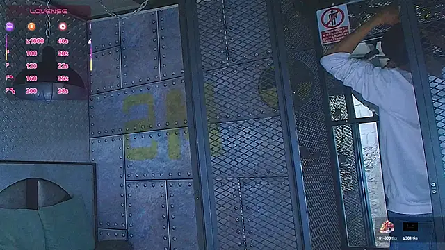 Snapshot of AlanCutee chatting on 30, 9, 2025 AlanCutee online show from 30, 9, 2025