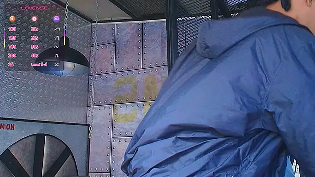 Snapshot of AlanCutee chatting on 2, 10, 2025 AlanCutee online show from 2, 10, 2025