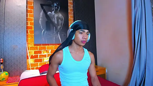 Snapshot of AlanCutee chatting on 12, 11, 2025 AlanCutee online show from 12, 11, 2025