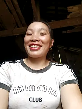 Snapshot of Tamy_20 chatting on 12, 10, 2025 Tamy 20 online show from 12, 10, 2025