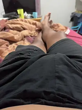 Snapshot of Monspeet_01 chatting on 19, 10, 2025 Monspeet 01 online show from 19, 10, 2025