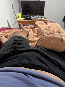 Snapshot of Monspeet_01 chatting on 24, 10, 2025 Monspeet 01 online show from 24, 10, 2025