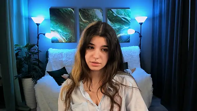 AnoraDark online show from 4, 10, 2025