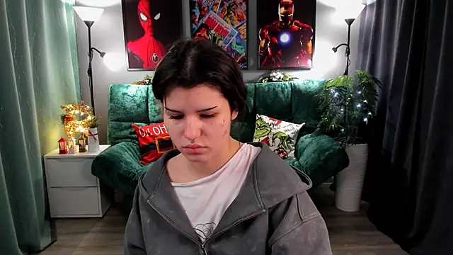 AnoraDark online show from 4, 12, 2025