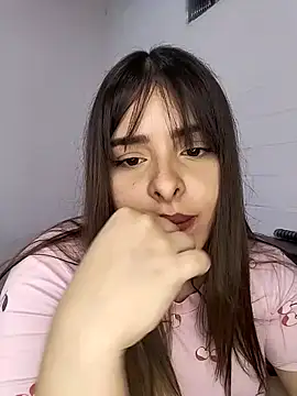 Nahomy cm online show from 8, 9, 2025