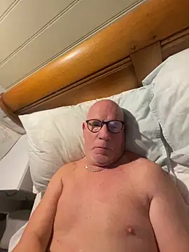 Snapshot of philefc chatting on 25, 10, 2025 philefc online show from 25, 10, 2025