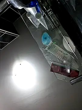 Anayssa  online show from 16, 11, 2025