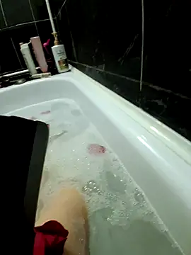 Anayssa  online show from 14, 2, 2026