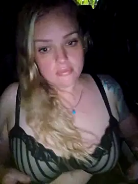 Snapshot of Bridgette03 chatting on 12, 11, 2025 Bridgette03 online show from 12, 11, 2025