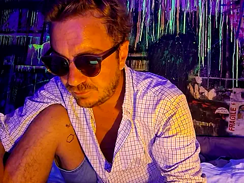 Snapshot of 3615-ULLA chatting on 20, 9, 2025 3615-ULLA online show from 20, 9, 2025