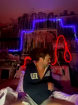 Snapshot of 3615-ULLA chatting on 27, 10, 2025 3615-ULLA online show from 27, 10, 2025