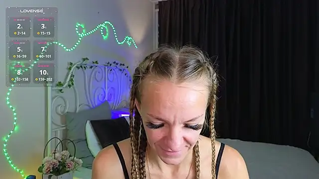 Jesica mooon online show from 16, 10, 2025