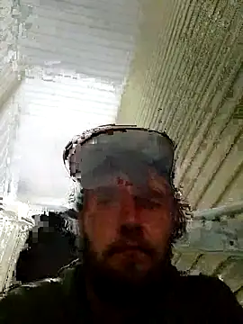 Snapshot of high3ndlowlife chatting on 22, 10, 2025 high3ndlowlife online show from 22, 10, 2025