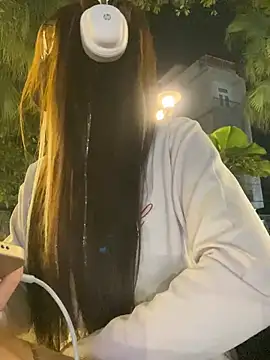   BabyShowPublic   online show from 5, 4, 2026