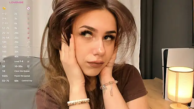 Snapshot of thelittlecowgirl chatting on 21, 9, 2025 thelittlecowgirl online show from 21, 9, 2025