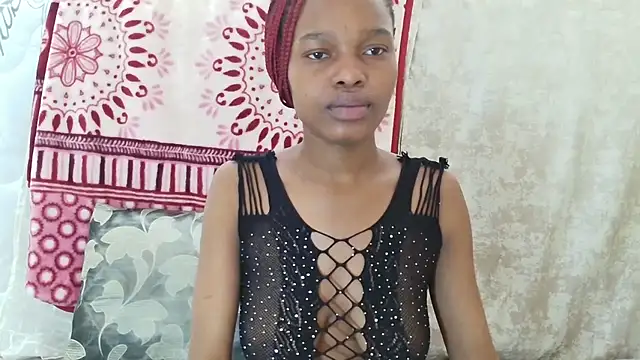 Snapshot of SexyBitchx01 chatting on 14, 9, 2025 SexyBitchx01 online show from 14, 9, 2025