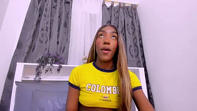 Mistt Mia online show from 5, 1, 2026