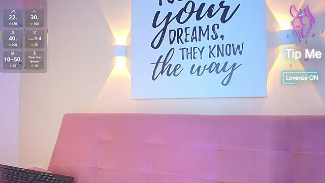 Snapshot of SunnyGilmoree chatting on 25, 11, 2025 SunnyGilmoree online show from 25, 11, 2025