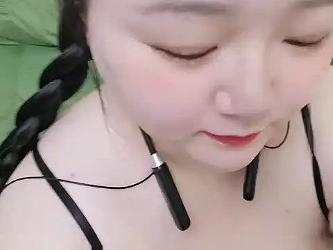 Snapshot of Adelle01 chatting on 22, 2, 2026 Adelle01 online show from 22, 2, 2026