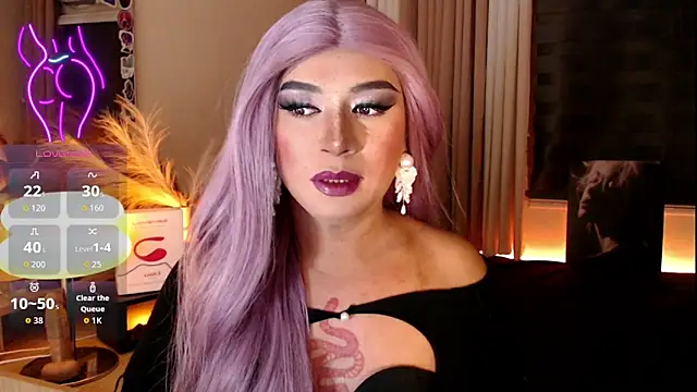 Snapshot of mslilly_croft chatting on 10, 5, 2026 mslilly croft online show from 10, 5, 2026