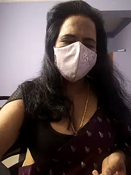 mallu-lover online show from 18, 11, 2025