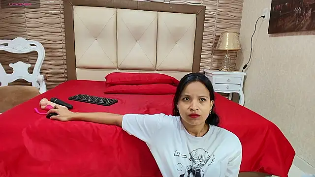 Miladiosa online show from 6, 3, 2026