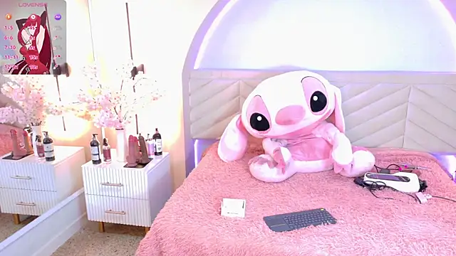 amy miller1 online show from 15, 4, 2026