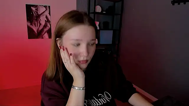 Snapshot of JaneByrd chatting on 13, 10, 2025 JaneByrd online show from 13, 10, 2025