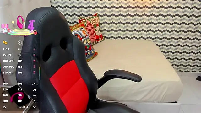 Snapshot of ROSIE_MOSS chatting on 18, 11, 2025 ROSIE MOSS online show from 18, 11, 2025