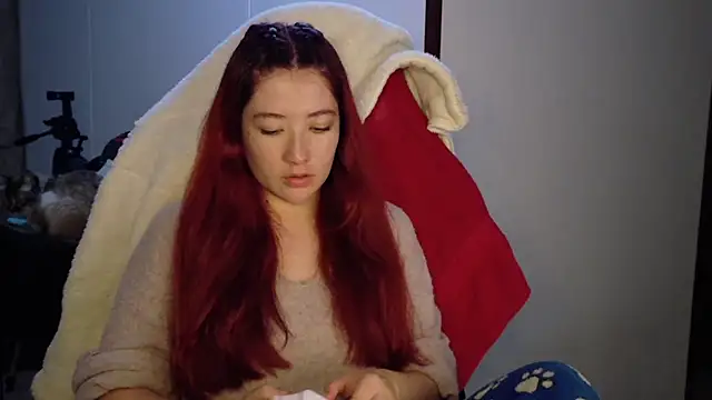 Snapshot of lunnaa_ chatting on 24, 10, 2025 lunnaa online show from 24, 10, 2025