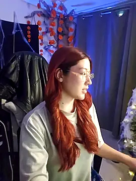 Snapshot of lunnaa_ chatting on 5, 11, 2025 lunnaa online show from 5, 11, 2025