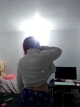 Snapshot of lunnaa_ chatting on 30, 11, 2025 lunnaa online show from 30, 11, 2025