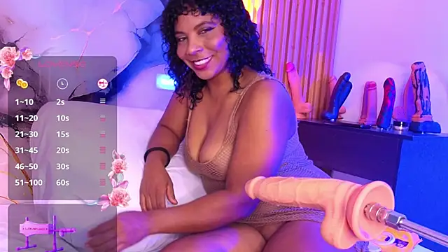 Snapshot of Ary_Salome1 chatting on 4, 11, 2025 Ary Salome1 online show from 4, 11, 2025