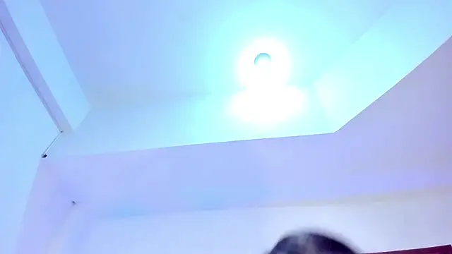 SerenaAveline online show from 18, 9, 2025