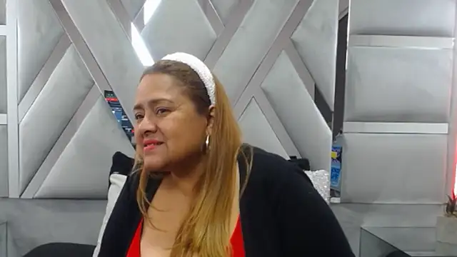 MonzerratBoyer online show from 29, 11, 2025