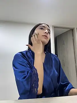 Snapshot of EmelyParker chatting on 15, 9, 2025 EmelyParker online show from 15, 9, 2025