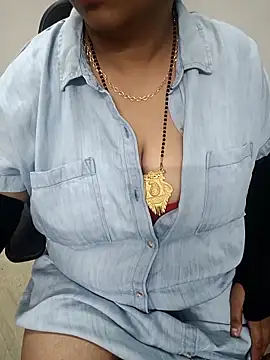Snapshot of Bhabhiji1 chatting on 24, 4, 2026 Bhabhiji1 online show from 24, 4, 2026