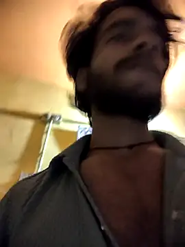 Snapshot of yashuuuu021 chatting on 11, 3, 2026 yashuuuu021 online show from 11, 3, 2026