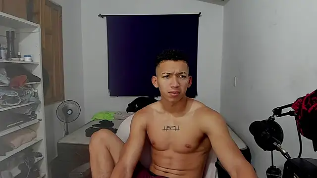 Snapshot of JuanchiT66 chatting on 12, 9, 2025 JuanchiT66 online show from 12, 9, 2025