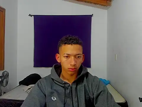 Snapshot of JuanchiT66 chatting on 2, 10, 2025 JuanchiT66 online show from 2, 10, 2025