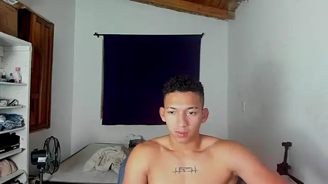 Snapshot of JuanchiT66 chatting on 20, 10, 2025 JuanchiT66 online show from 20, 10, 2025