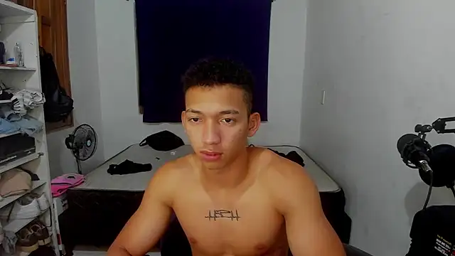 Snapshot of JuanchiT66 chatting on 30, 10, 2025 JuanchiT66 online show from 30, 10, 2025