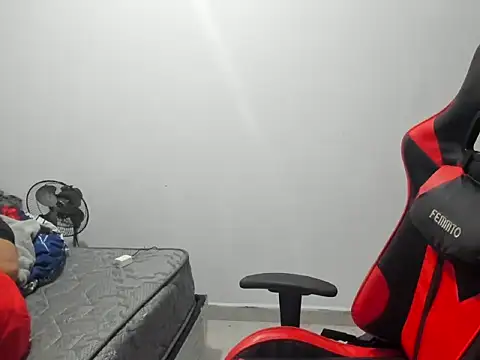 Snapshot of JuanchiT66 chatting on 26, 11, 2025 JuanchiT66 online show from 26, 11, 2025